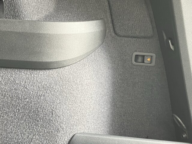 Karoq 2.0 TDI DSG Sportline ACC,Kamera,AHK,Navi