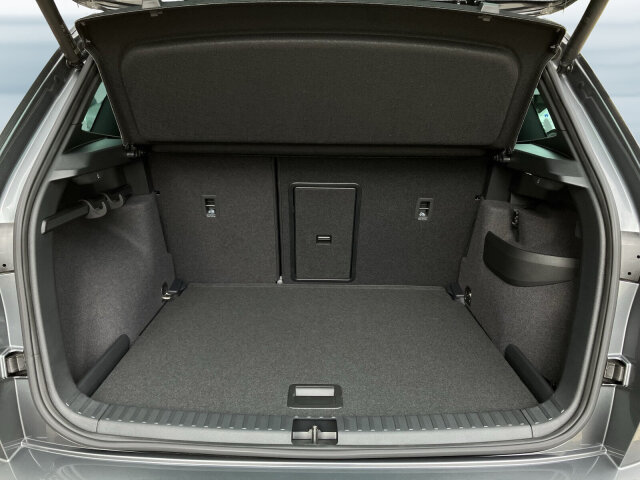 Karoq 2.0 TDI DSG Sportline ACC,Kamera,AHK,Navi