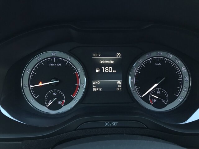 Karoq 1.0 TSI Ambition Navi, PDC, Sitzh. Klima