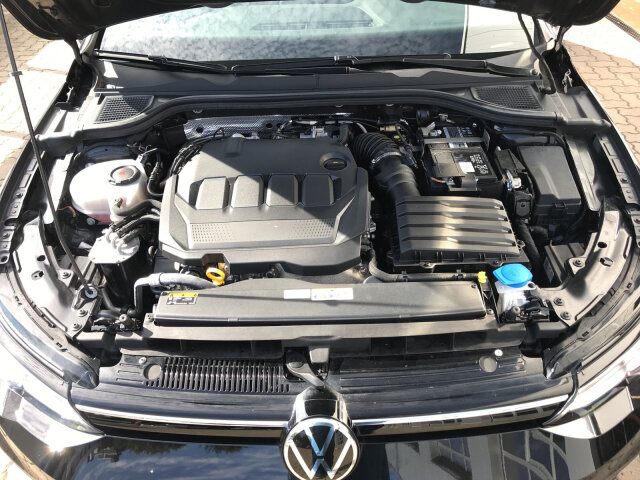 Golf VIII Variant 2.0 TDI DSG Active Navi,LED,ACC
