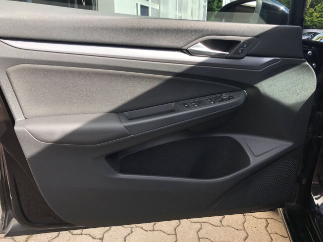 Golf VIII Variant 2.0 TDI DSG Active Navi,LED,ACC