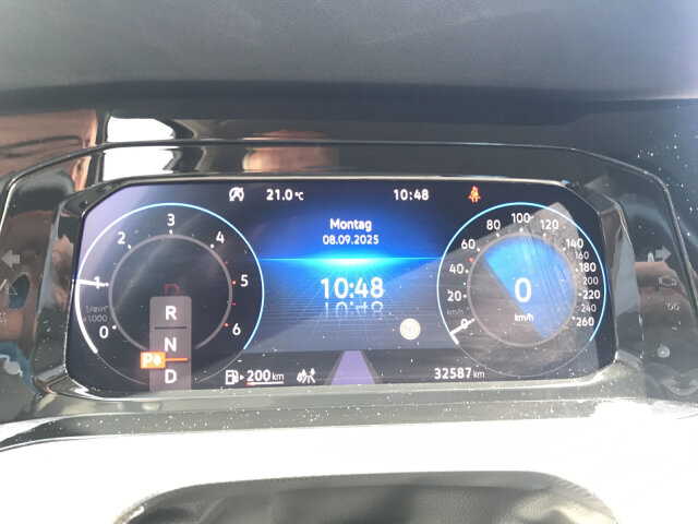 Golf VIII Variant 2.0 TDI DSG Active Navi,LED,ACC