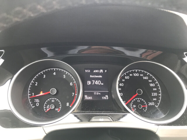 Touran 1.4 TSI Comfortline AHK, Navi, ACC Autom.