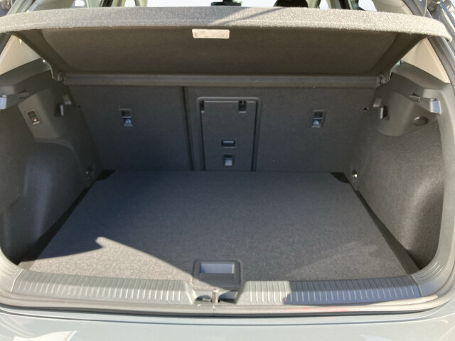 Golf VIII 1.5 eTSI Life AHK,ACC,LED,Garantie BC