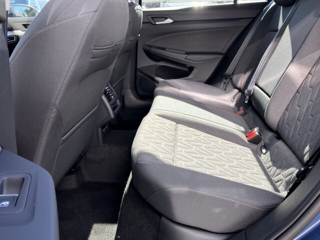 Golf VIII 1.5 eTSI Life AHK,ACC,LED,Garantie BC