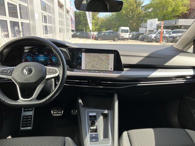 Golf VIII 1.0 eTSI DSG Active ACC,LED,R-Cam,Navi