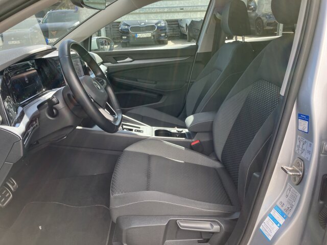 Golf VIII 1.0 eTSI DSG Active ACC,LED,R-Cam,Navi