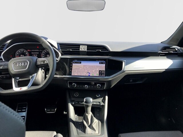 Q3 Sportback 40 2.0 TFSI quattro S line,AHK,Pano