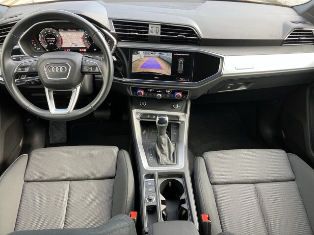 Q3 35 TFSI DSG S line AHK,ACC,Kamera,LED,App