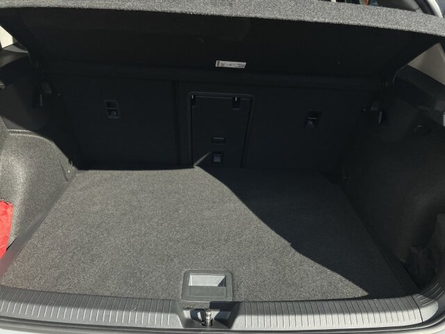 Golf VIII 1.0 TSI United Navi,LED,Kamera,ACC