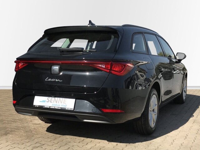 Leon Sportstourer 1.5 eTSI DSG Style, AHK, LED,