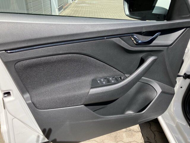 Scala 1.0 TSI Essence LED, PDC, Sitzh. Alu