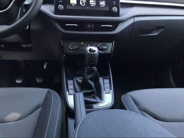 Fabia 1.0 TSI Selection,LED,Sizh.,Garantie Klima