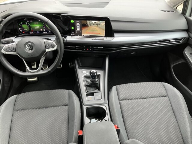 Golf VIII 1.5 TSI Active Navi,ACC,Kamera, Klima