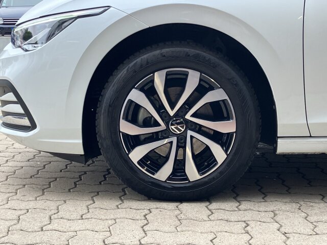 Golf VIII 1.5 TSI Active Navi,ACC,Kamera, Klima