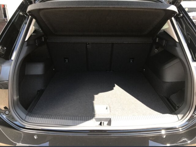 Tiguan 1.5 eTSI DSG Life,AHK,Navi,Garantie Klima