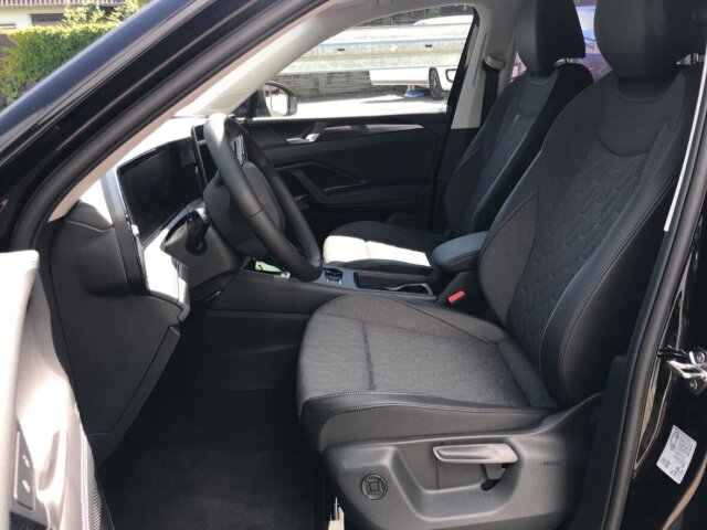 Tiguan 1.5 eTSI DSG Life,AHK,Navi,Garantie Klima