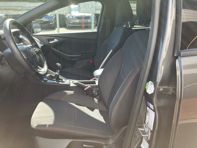 Focus 1.5 EcoBoost ST-Line Navi, Klima, PDC, Xenon, Sitzh.