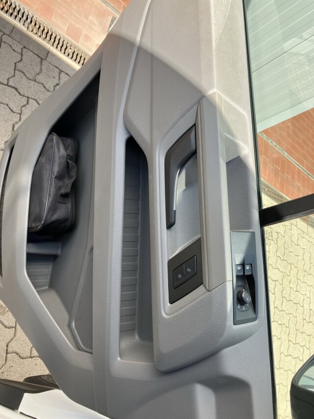 Crafter 35 2.0 TDI Autom. L2H2 LED, Navi,Klima, Kamera, App-Con.