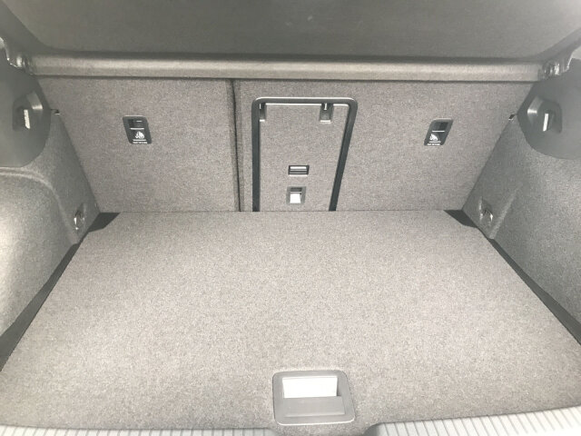 Golf VIII 1.5 eTSI DSG Life ACC, Kamera, AHK