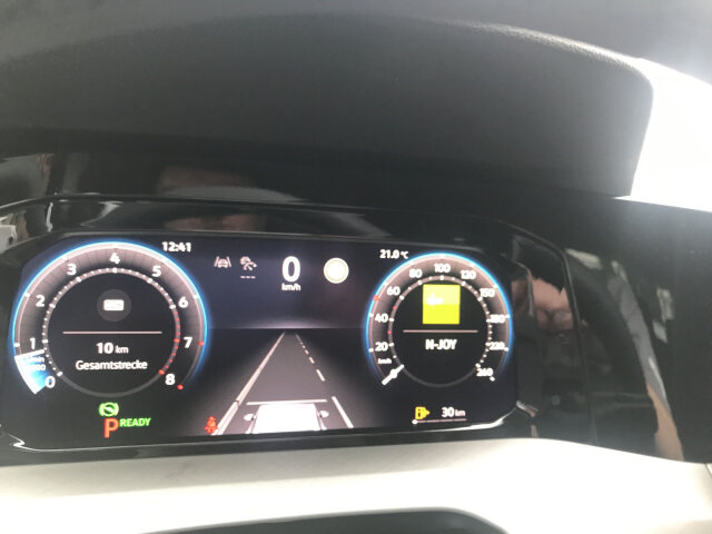 Golf VIII 1.5 eTSI DSG Life ACC, Kamera, AHK