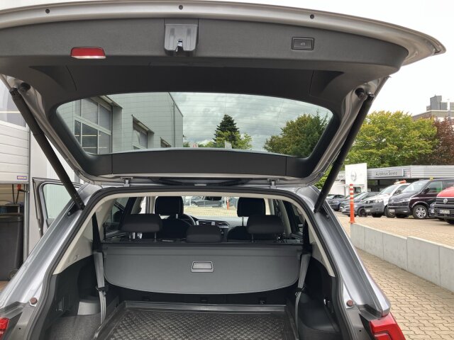 Tiguan Allspace 2.0 TDI DSG Life AHK,ACC,Kamera