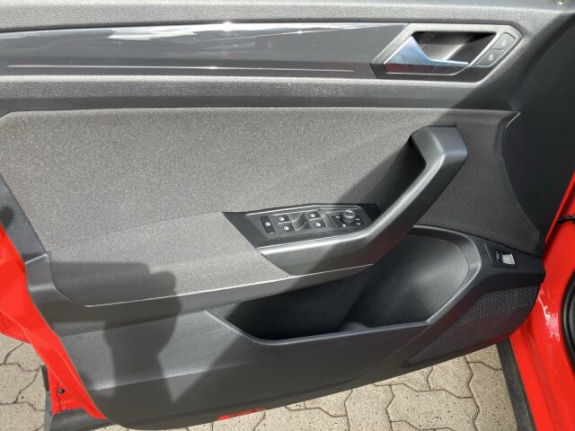 T-Roc 1.5 TSI Sport ACC,Kamera,Climatr.,elek.Heck